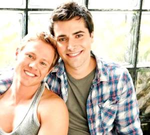 1525008_660625057322942_1674446718_n